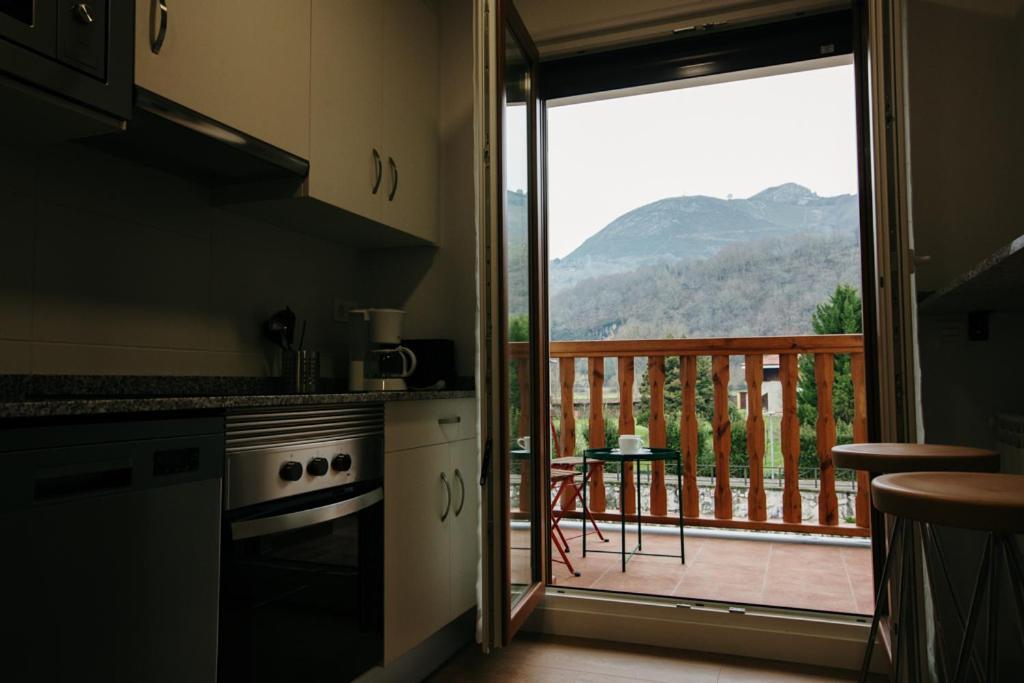 Apartamentos Tiu Enrique 4 Piso Onís Esterno foto