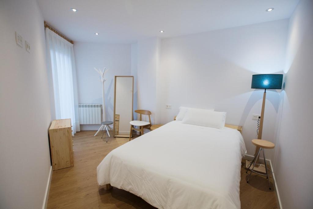 Apartamentos Tiu Enrique 4 Piso Onís Esterno foto
